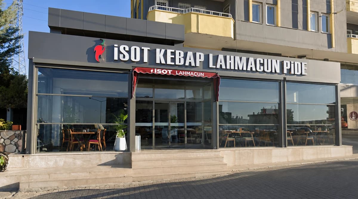İsot Kebap Lahmacun Pide — Yenişehir şubesi dış cephe