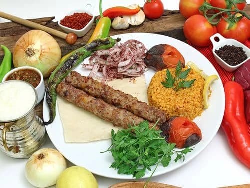 Sade Kebap — İsot Lahmacun
