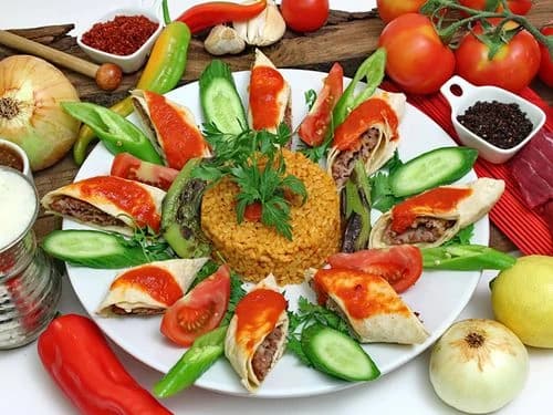 Sarma Beyti Kebap — İsot Lahmacun