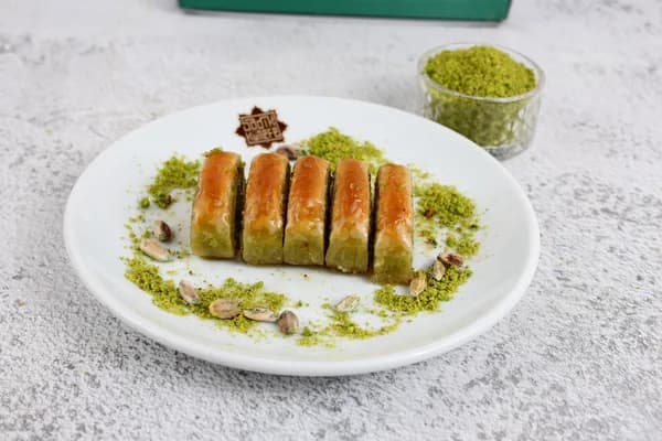 Sadık Künefe — Firuze Baklava