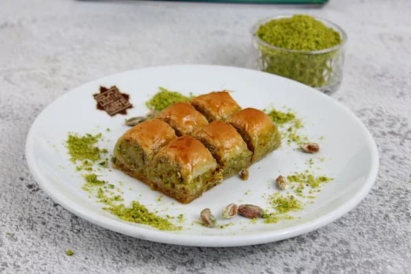 Sadık Künefe — Sadık Özel Baklava