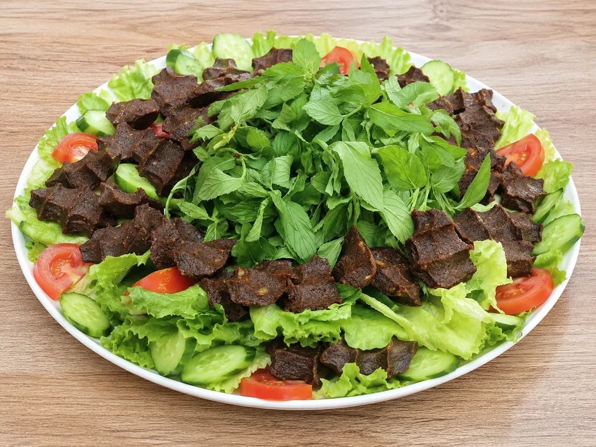 adiyaman-etsiz-cig-kofte yemeğinin fotoğrafı