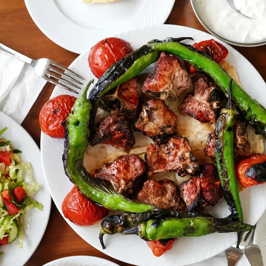 diyarbakir-kemikli-kebabi yemeğinin fotoğrafı