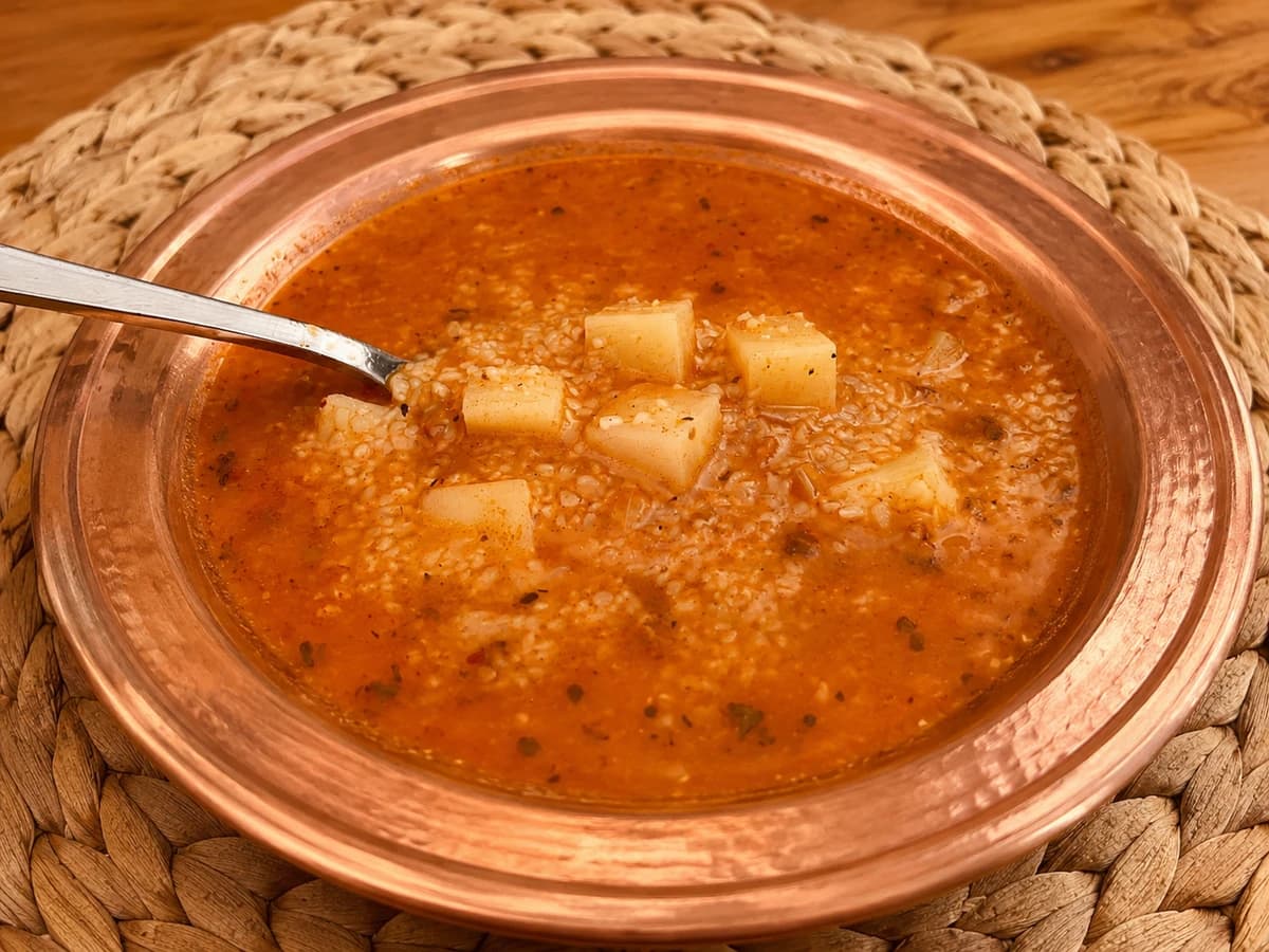 pitpiti-corbasi yemeğinin fotoğrafı
