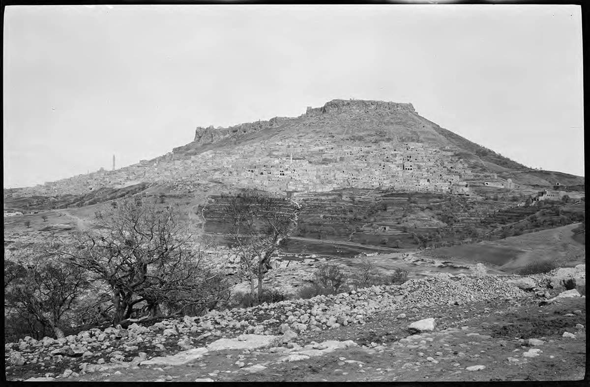 Mardin — Güneydoğudan Görünüm