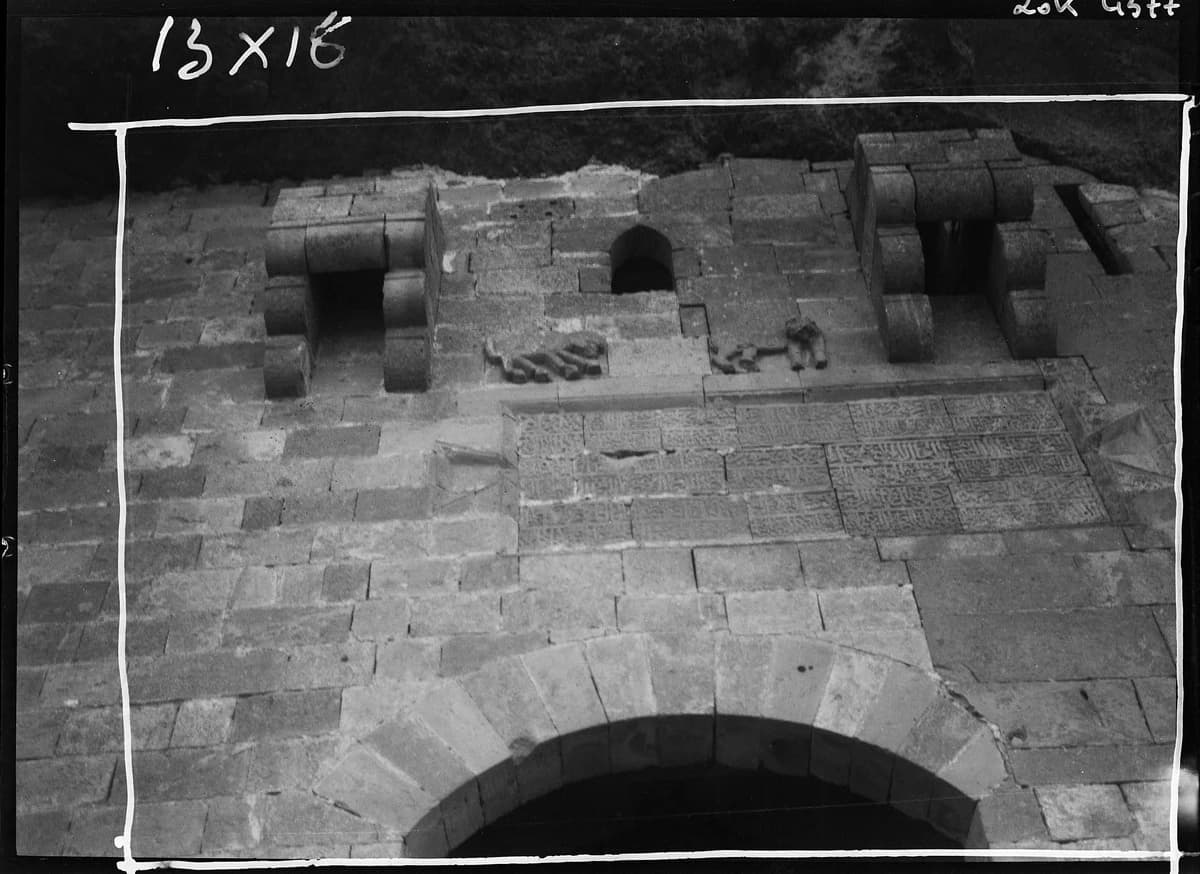 Mardin Kalesi — Giriş kapısı