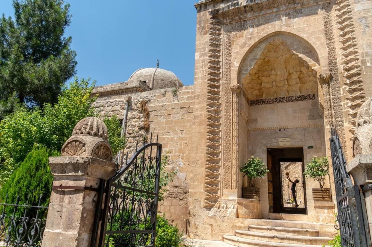 Bab Es Sur / Melik Mahmud Camii'nin taş portali ve avlu girişi