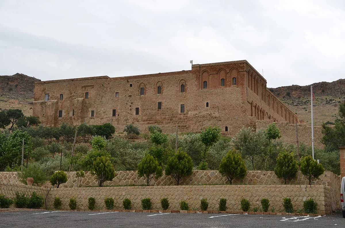 Deyrulzafaran Manastırı