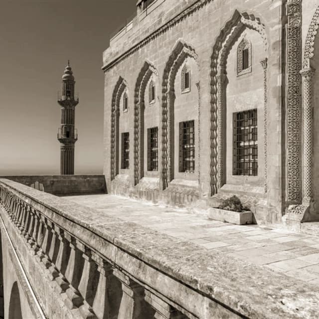 Satana Ailesi Evi (eski PTT binası), Mardin