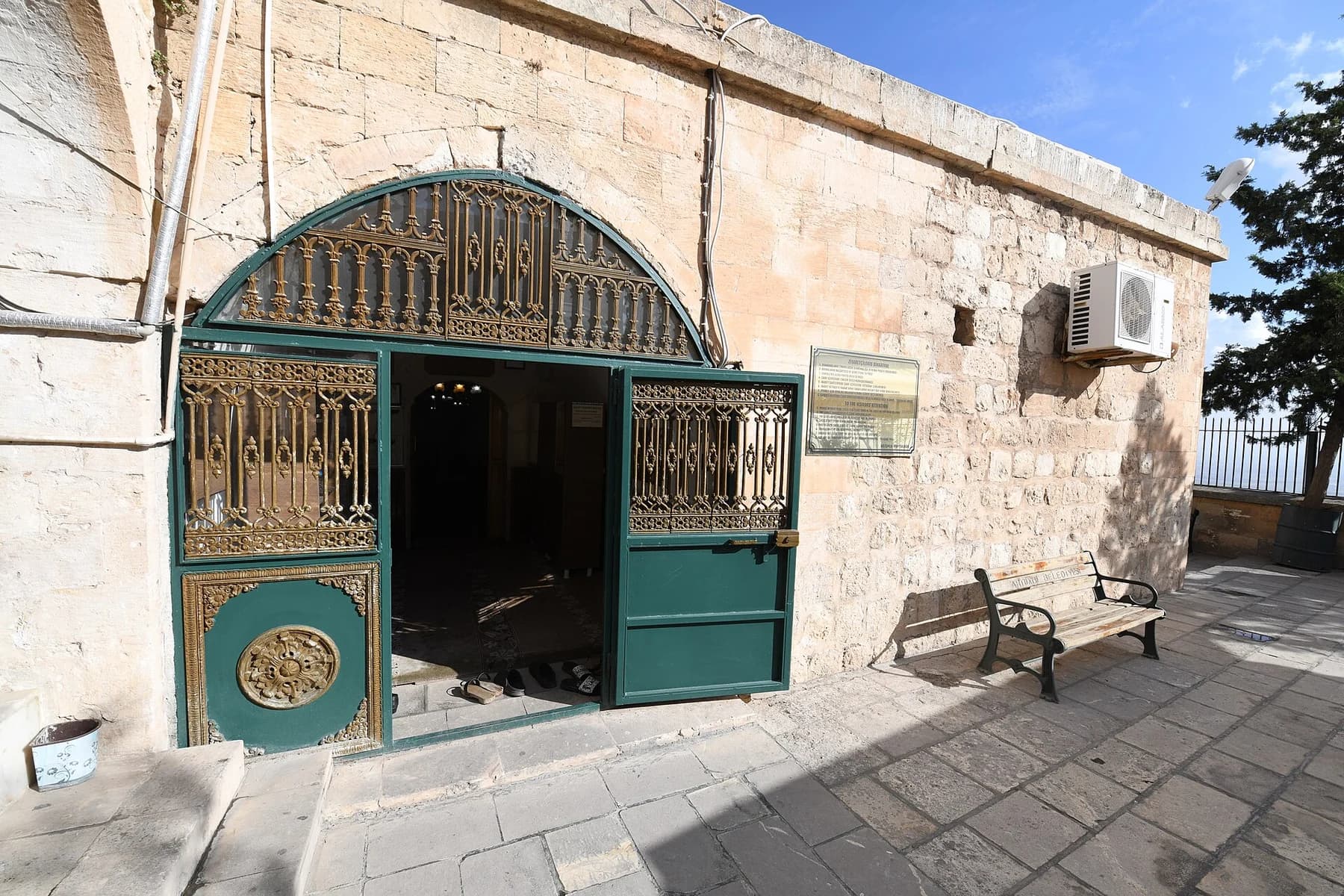 Mardin Şeyh Çabuk Camii dış görünümü