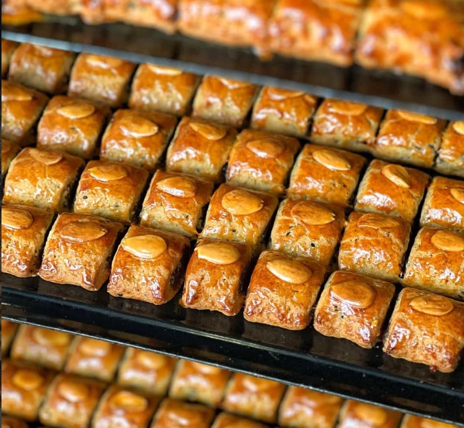 Antik Çörek — Geleneksel Ekşi Mayalı Ekmek